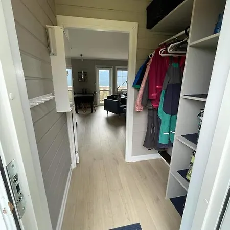 Privat With Beautiful View And Two Bedrooms شقة أوبدال